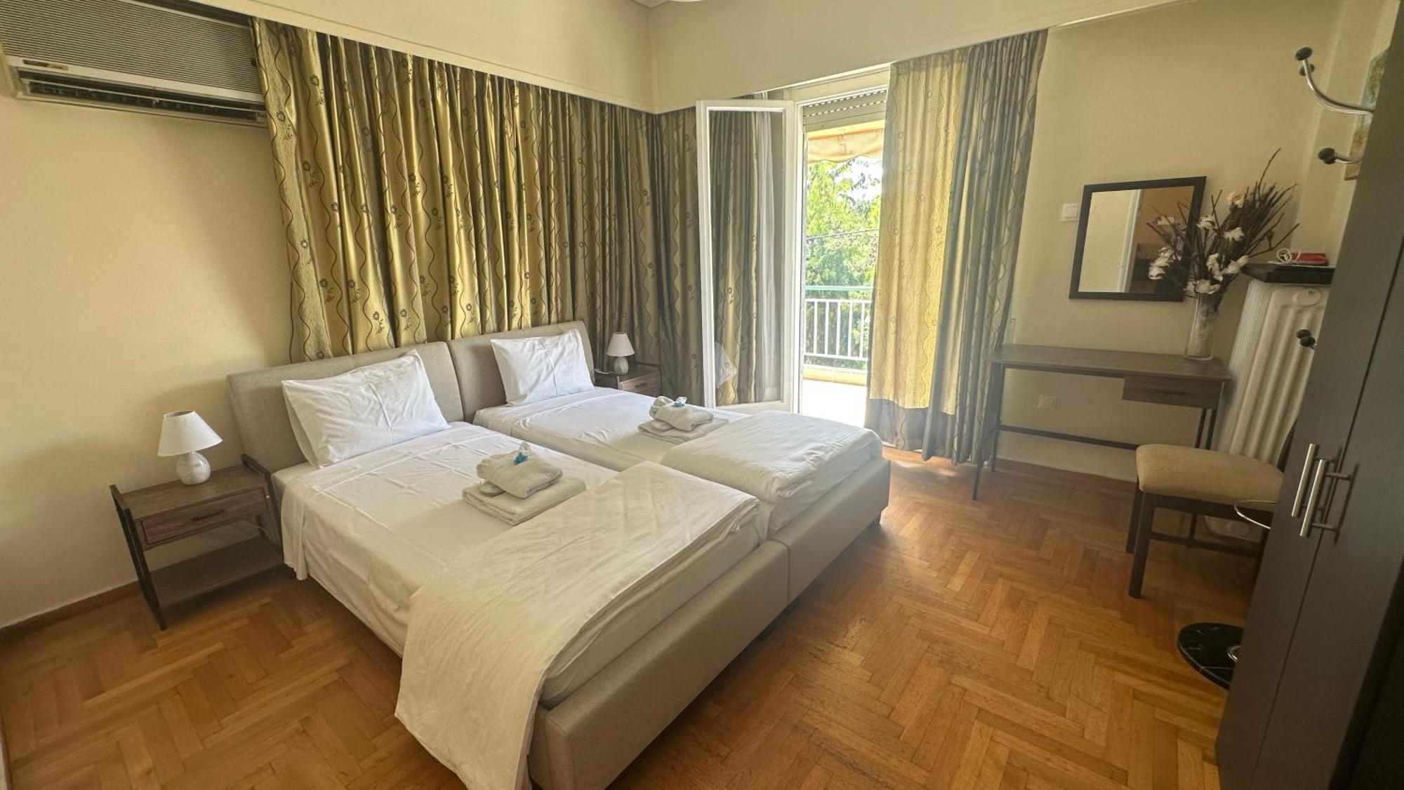 Harokopio Apartment In Athens Luaran gambar