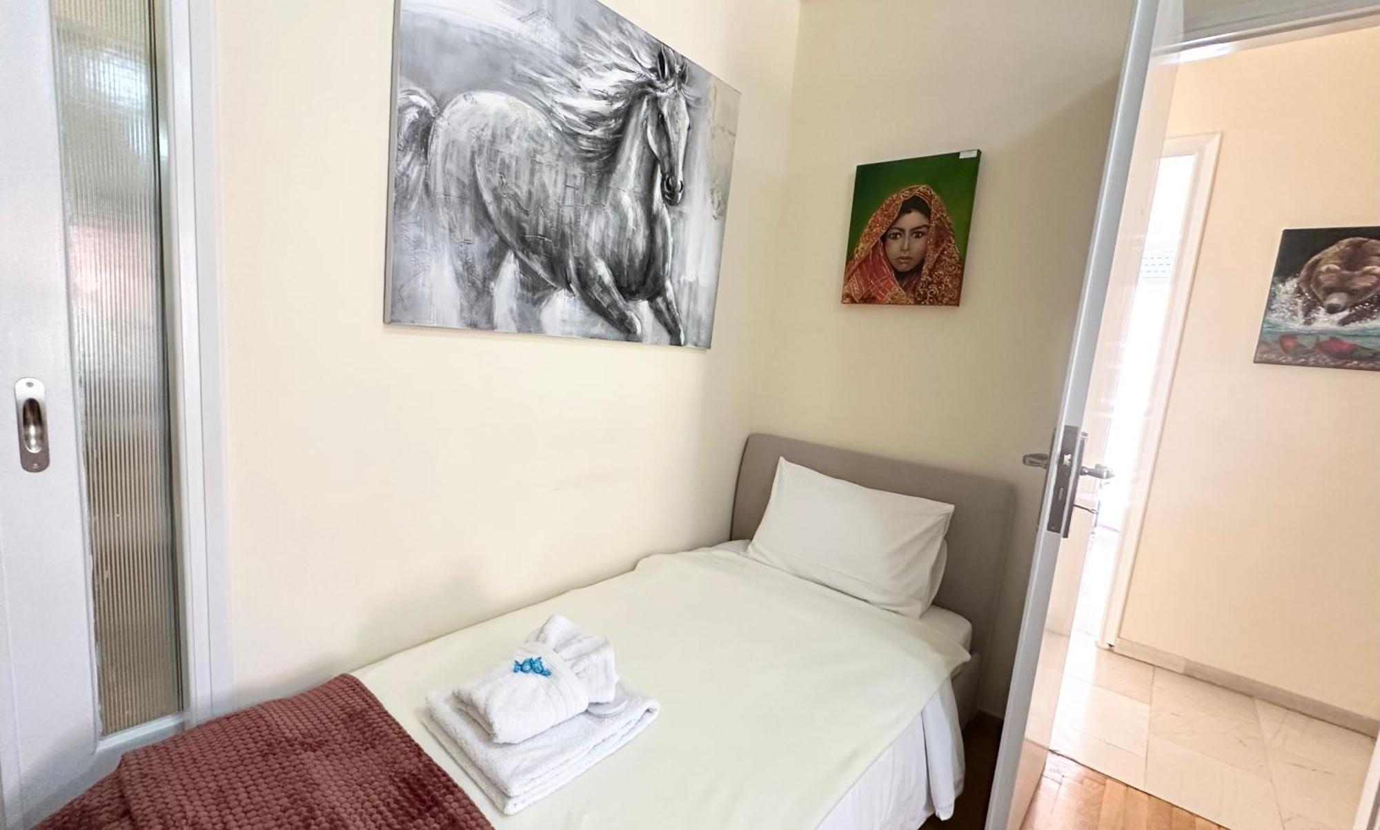 Harokopio Apartment In Athens Luaran gambar